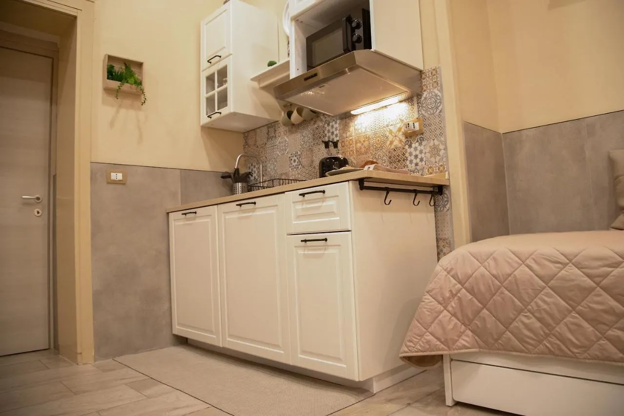 Appartement Graziano Home Station Napels Italië