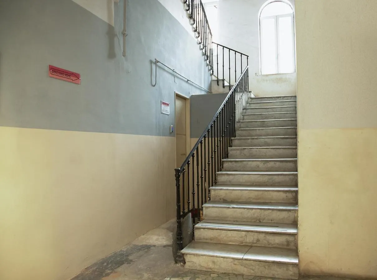 Appartement Graziano Home Station Napels Italië